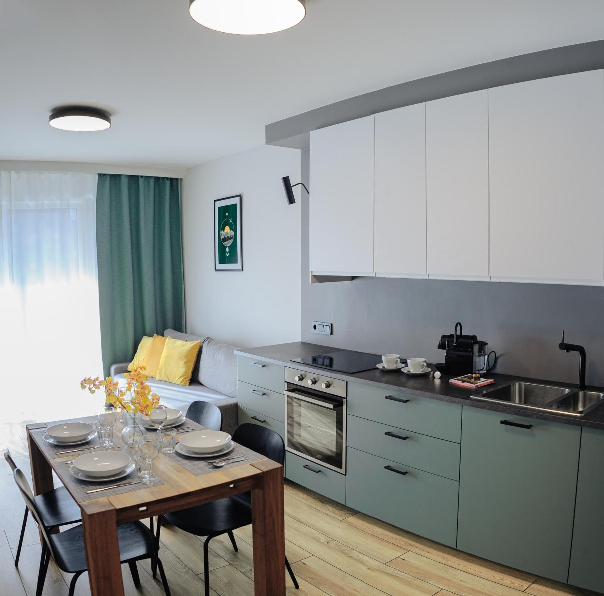 Like Home Apartments Красков Екстериор снимка
